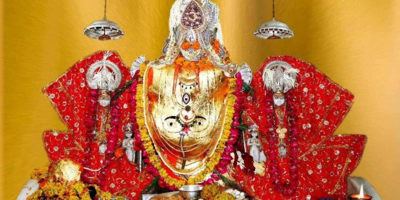 trinetra ganesh temple